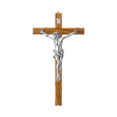 Wandkreuz aus Olivenholz mit silbernem Corpus; Hersteller: Valenti & Co
